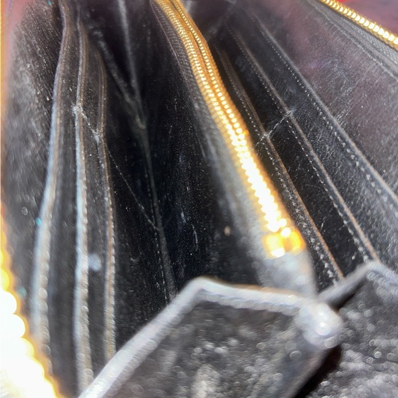 Tory Burch Black Leather Zip Wallet. Project Piece - Picture 12 of 13